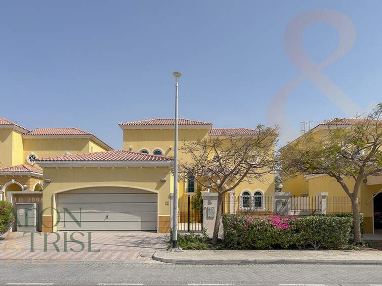  Villa for Rent, Jumeirah Park, Dubai