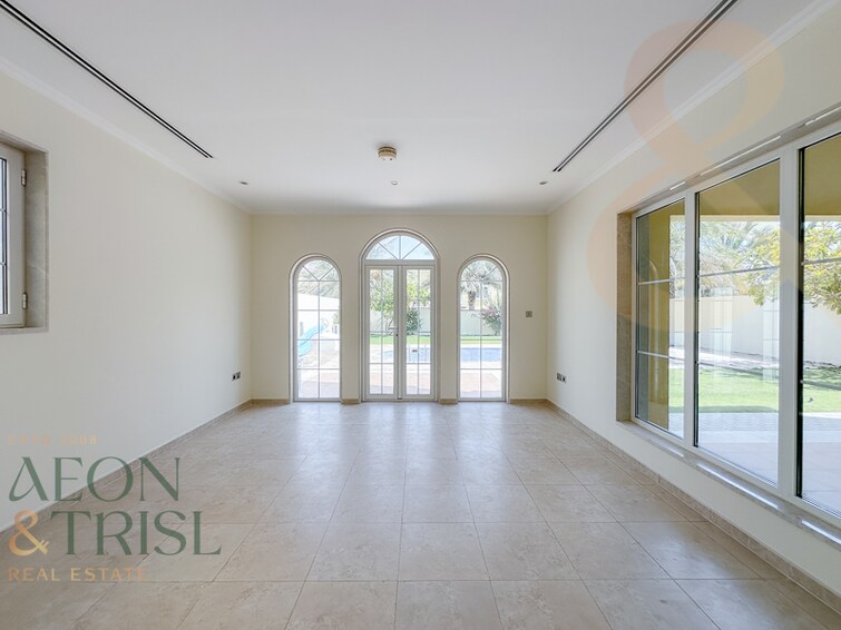  Villa for Rent, Jumeirah Park, Dubai