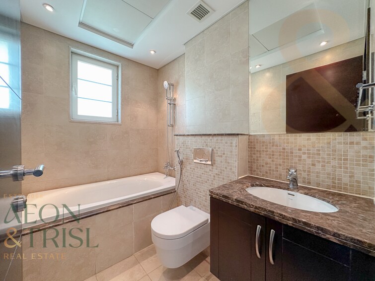  Villa for Rent, Jumeirah Park, Dubai
