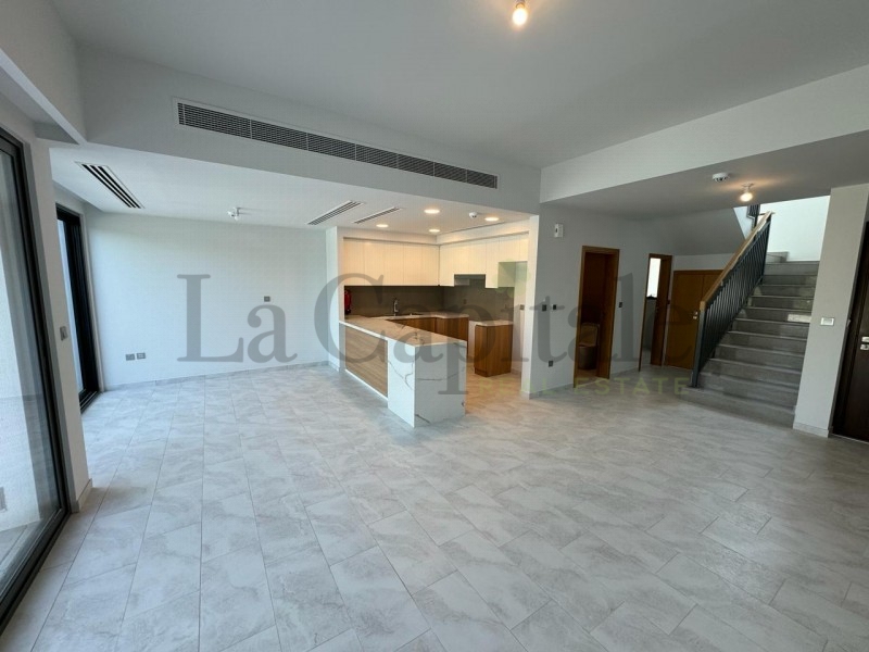 3 BR  Townhouse For Rent in Dubailand, Dubai - 6501001