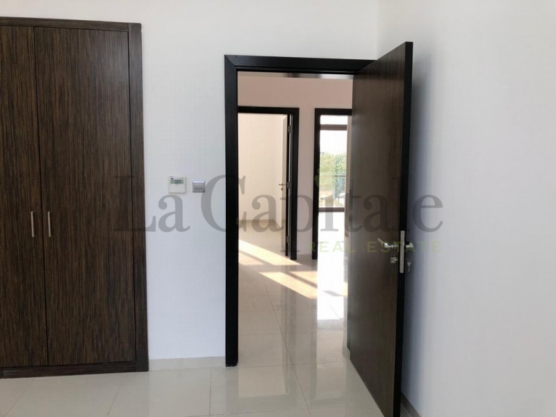 5 BR  Villa For Rent in The Turf, DAMAC Hills, Dubai - 6667263