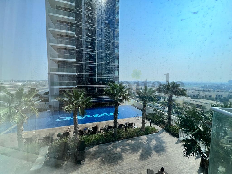 1 BR  Apartment For Sale in DAMAC Hills, Dubai - 6091346