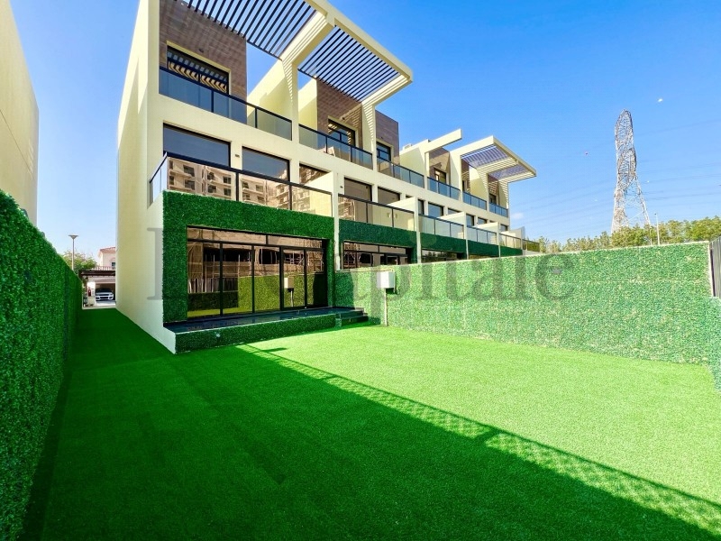 4 BR  Townhouse For Sale in Jumeirah Village Triangle (JVT), Dubai - 6672295