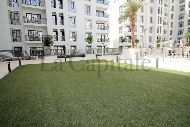 2 BR  Apartment For Sale in Zahra Apartments, Town Square, Dubai - 6737097