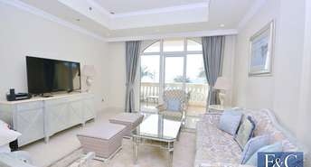 2 BR  Apartment For Rent in Palm Jumeirah, Dubai - 6812835