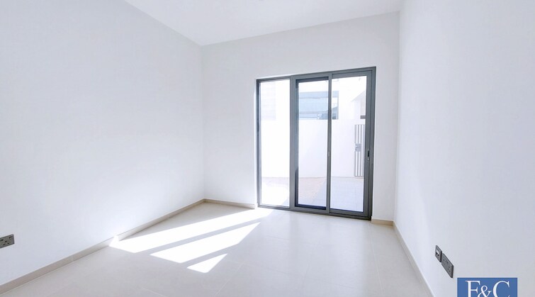 Sun Townhouse for Rent, Arabian Ranches 3, Dubai