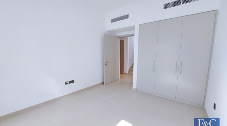 Sun Townhouse for Rent, Arabian Ranches 3, Dubai