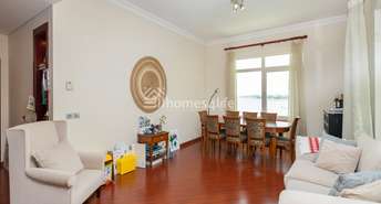 3 BR  Apartment For Rent in Shoreline Apartments, Palm Jumeirah, Dubai - 5780947