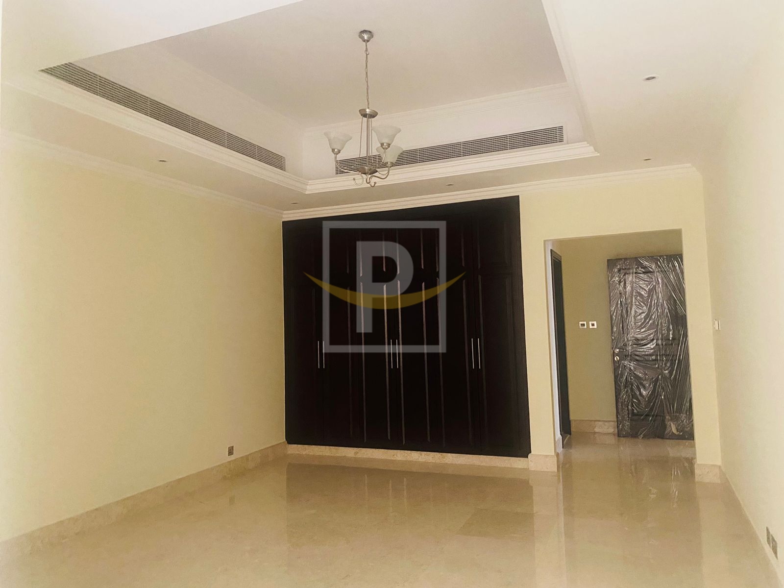 5 BR Villa For Rent in Jumeirah Apartments, Jumeirah, Dubai