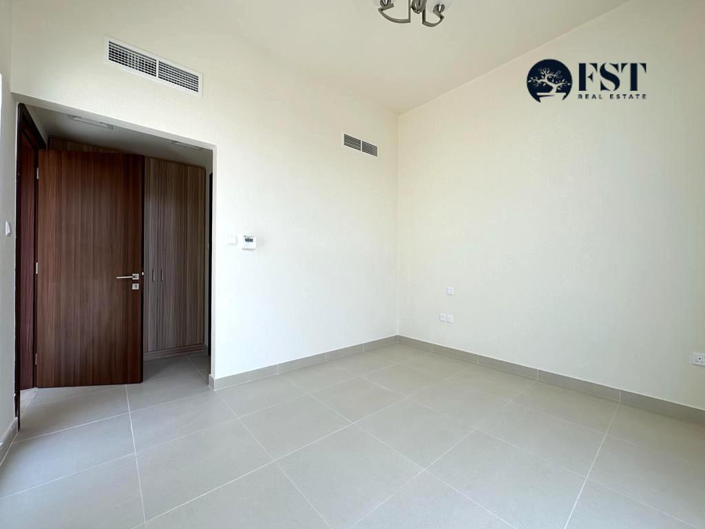 4 BR Townhouse For Rent in District 11, Mohammed Bin Rashid City, Dubai