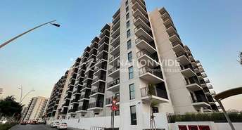 3 BR  Apartment For Sale in Water's Edge, Yas Island, Abu Dhabi - 5359787