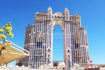 2 BR  Apartment For Sale in Fairmont Marina Residences, The Marina, Abu Dhabi - 5359552