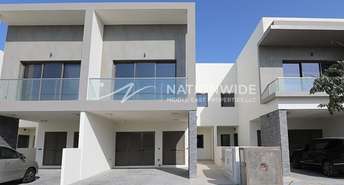 2 BR  Villa For Sale in Yas Island, Abu Dhabi - 5359236
