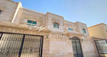 4 BR  Villa For Sale in Grand Mosque District, Abu Dhabi - 5359062