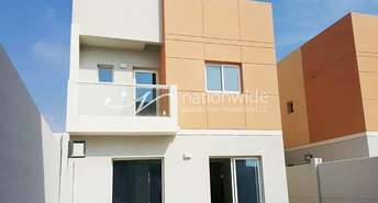 2 BR  Villa For Sale in Manazel Al Reef 2, Al Samha, Abu Dhabi - 5358390