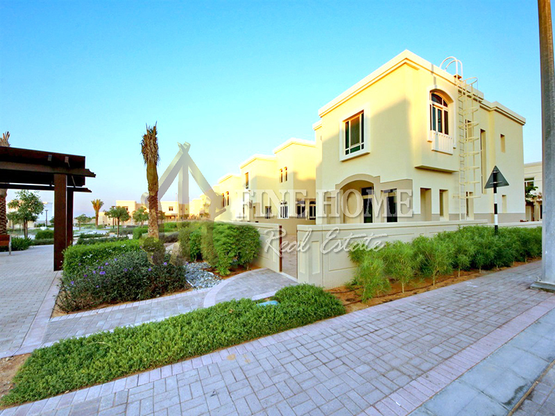 2 BR  Townhouse For Sale in Al Khaleej Village