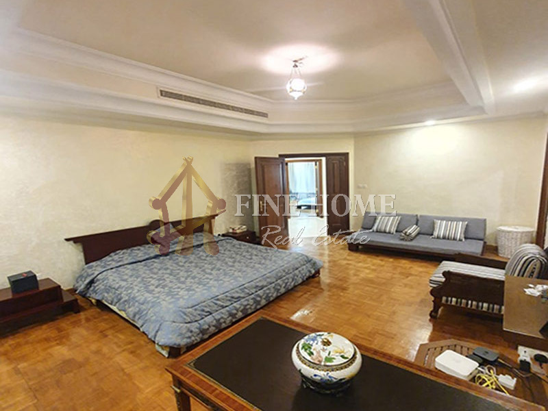 5 BR  Villa For Rent in Al Mushrif