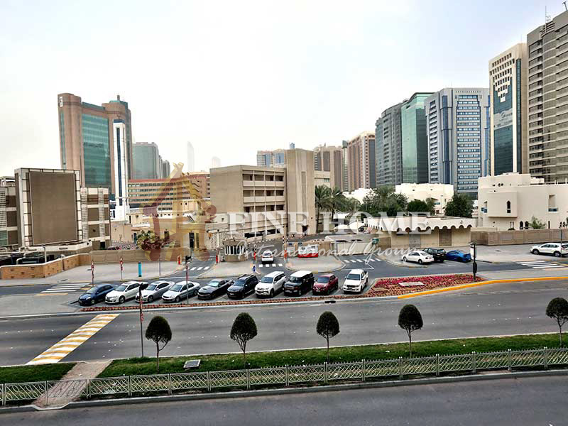3 BR  Apartment For Rent in ZADCO Complex, Al Khalidiyah, Abu Dhabi - 4942002