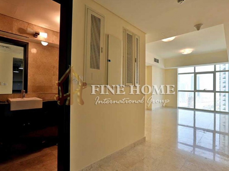 1 BR  Apartment For Sale in Marina Square, Al Reem Island, Abu Dhabi - 4942134