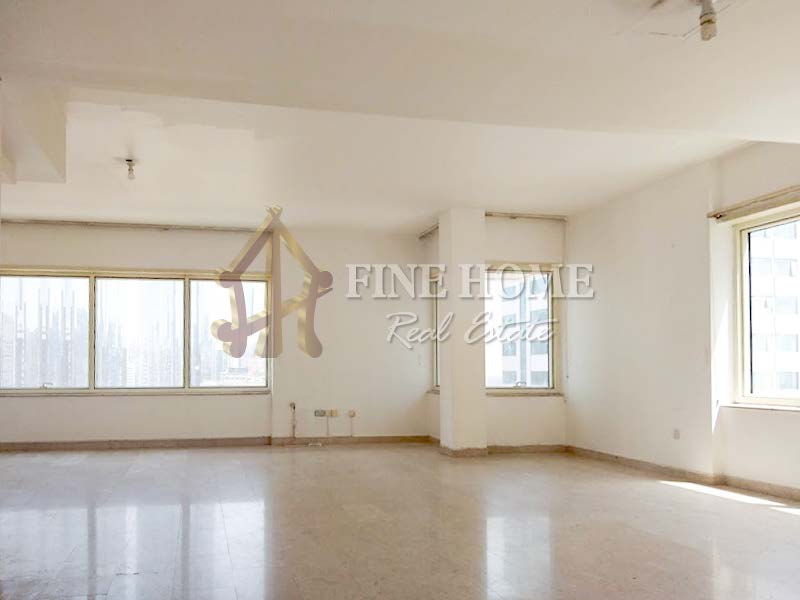4 BR  Apartment For Rent in Corniche Road, Abu Dhabi - 4942420