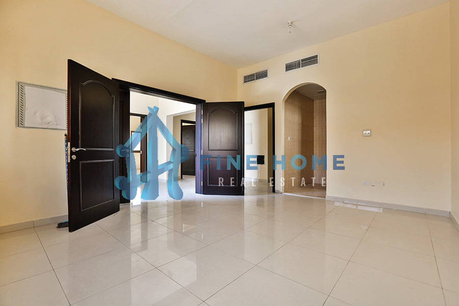6+ BR  Villa For Rent in Shakhbout City (Khalifa City B), Abu Dhabi - 6506137