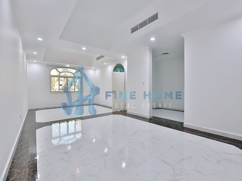 5 BR  Villa For Rent in Al Karamah, Abu Dhabi - 5779744