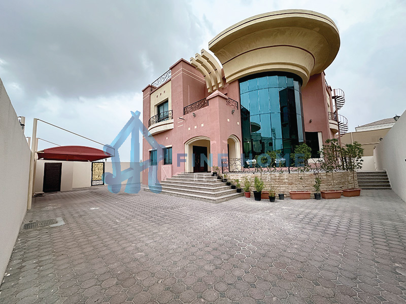 4 BR  Villa For Rent in Khalifa City A, Abu Dhabi - 6031875