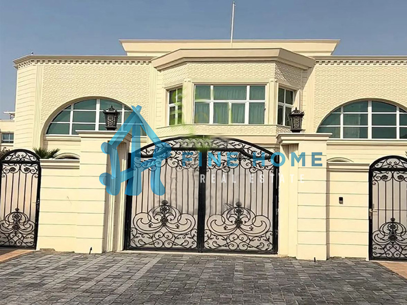 6+ BR  Villa For Sale in Khalifa City A, Abu Dhabi - 6127470