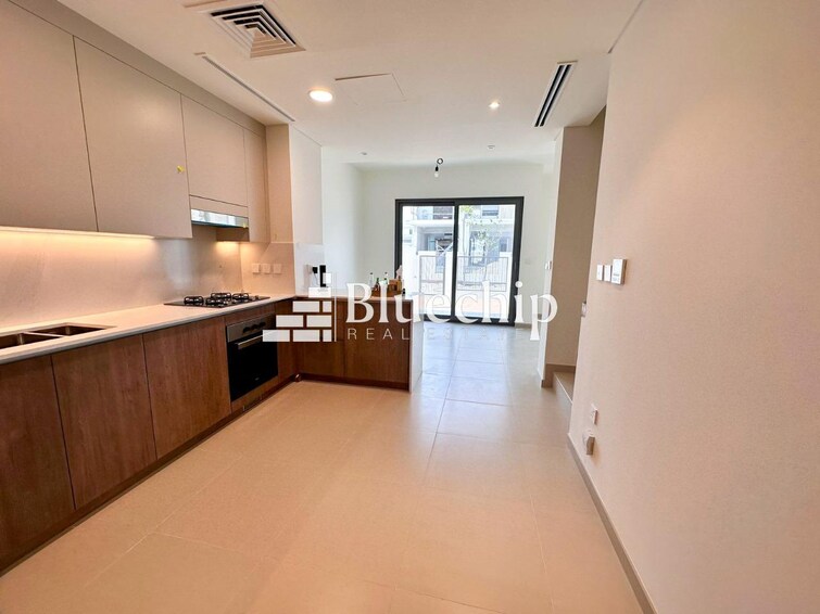 Elan Villa for Rent, Tilal Al Ghaf, Dubai
