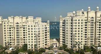 3 BR  Apartment For Rent in Shoreline Apartments, Palm Jumeirah, Dubai - 6585501