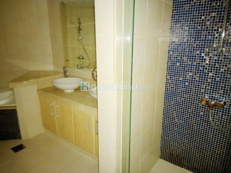 Shoreline Apartments Apartment for Rent, Palm Jumeirah, Dubai