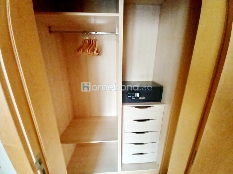 Shoreline Apartments Apartment for Rent, Palm Jumeirah, Dubai