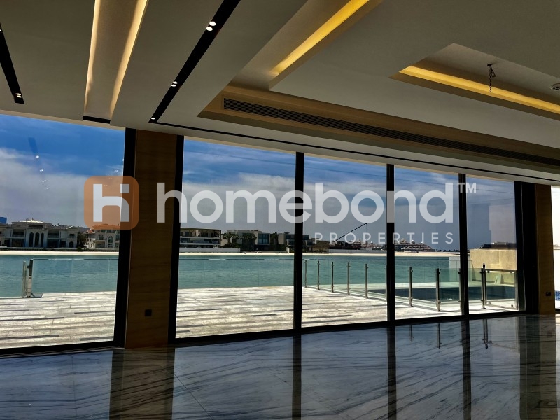 6+ BR  Villa For Sale in Palm Jumeirah