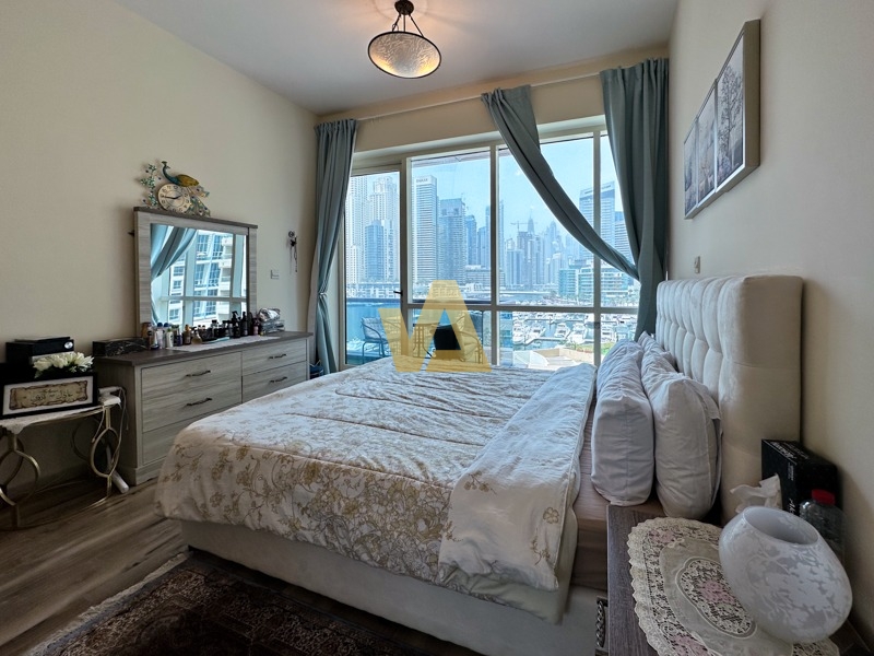 1 BR  Apartment For Sale in ARY Marina View, Dubai Marina, Dubai - 5599780