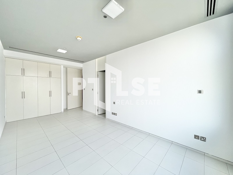 2 BR  Apartment For Sale in Index Tower