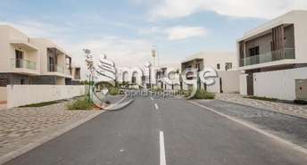 2 BR  Townhouse For Sale in Yas Island, Abu Dhabi - 5807658