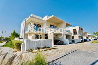 3 BR  Villa For Sale in Yas Island, Abu Dhabi - 6177517