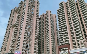 2 BHK Apartment at Savgan Heights, Andheri West – for Sale
