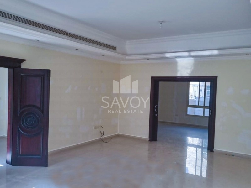 6+ BR  Villa For Rent in Zone 14, Mohammed Bin Zayed City, Abu Dhabi - 5852204