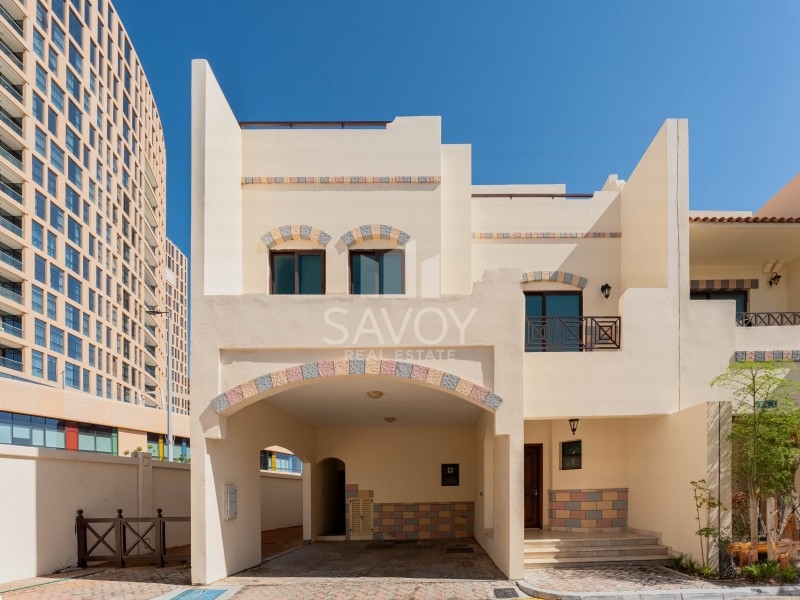 5 BR  Villa For Rent in Al Khalidiyah, Abu Dhabi - 6500995