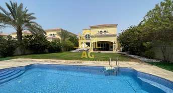 4 BR  Villa For Rent in Legacy, Jumeirah Park, Dubai - 6761166