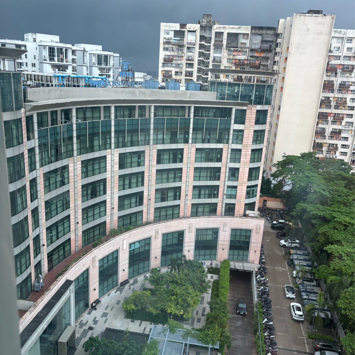 Office Space For Rent in Shalimar Iridium