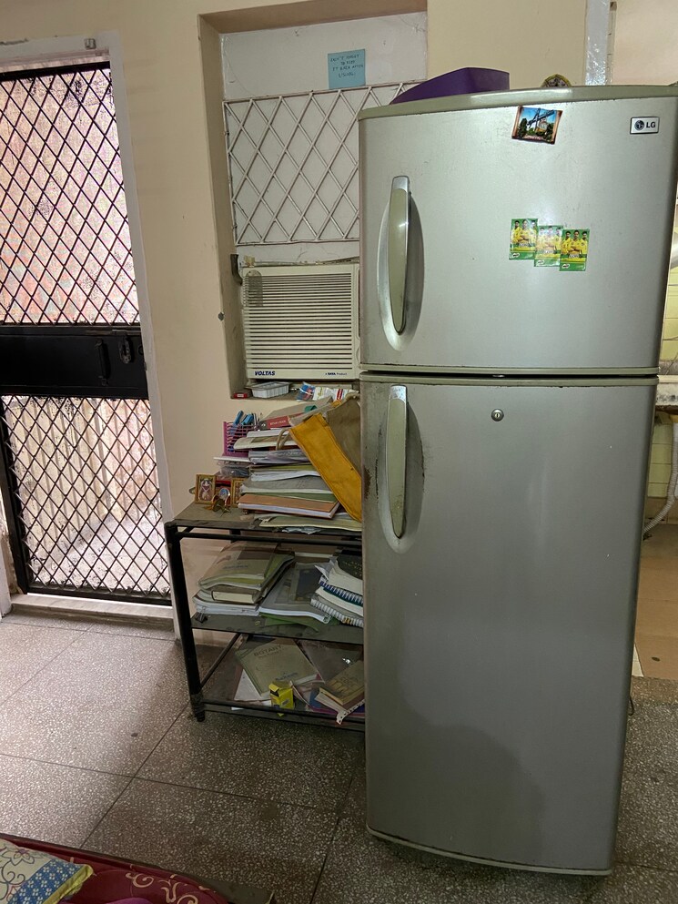 Other, kalkaji 2 Bedroom 100 Sq.Yd. Apartment In Kalkaji Delhi 957693