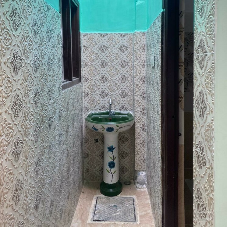 Bathroom, chandrayangutta 6 Bedroom 100 Sq.Ft. Independent House In Chandrayangutta Hyderabad 1923208