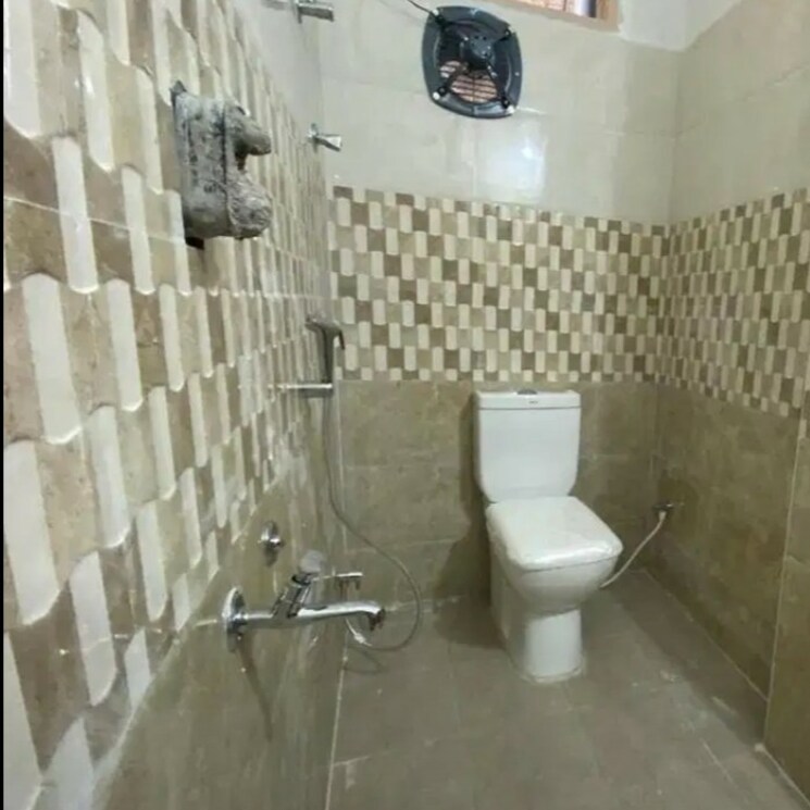 Bathroom, s-p-surya-icon 2 Bedroom 700 Sq.Ft. Builder Floor In Uppal Hyderabad 2219456