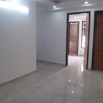 Room in 2 BHK Apartment at Kst Chattarpur Villas, Chattarpur – for Rent