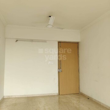 Room in 2 BHK Apartment at Rustomjee Elements, Andheri West – for Sale