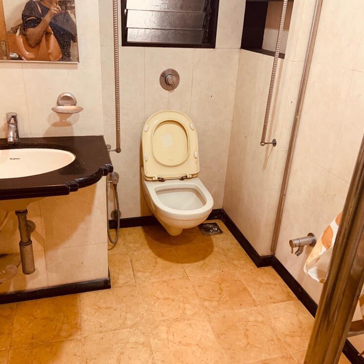 Bathroom, snehal-apartment-juhu 3 Bedroom 1500 Sq.Ft. Apartment In Juhu Mumbai 2282490