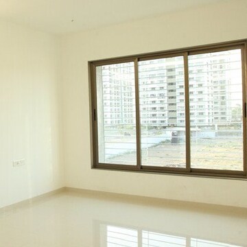 Room in 4 BHK Apartment at Vesu – for Sale