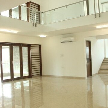 Room in 4 BHK Apartment at Vesu – for Sale
